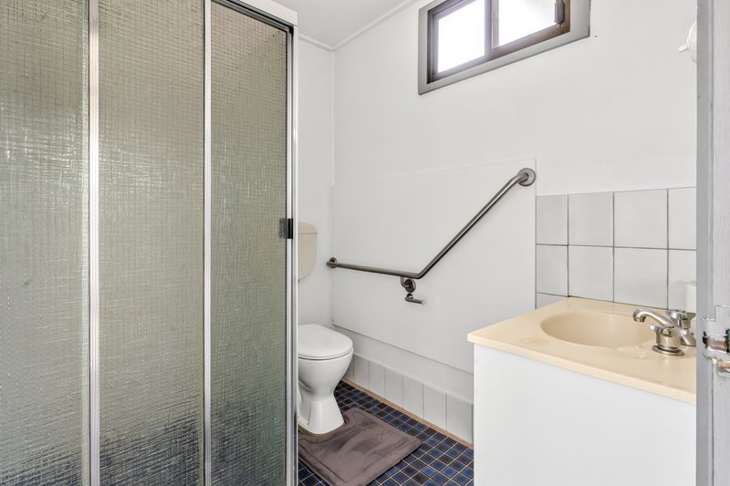 Photo - 61 Swan Street, Renmark SA 5341 - Image 10
