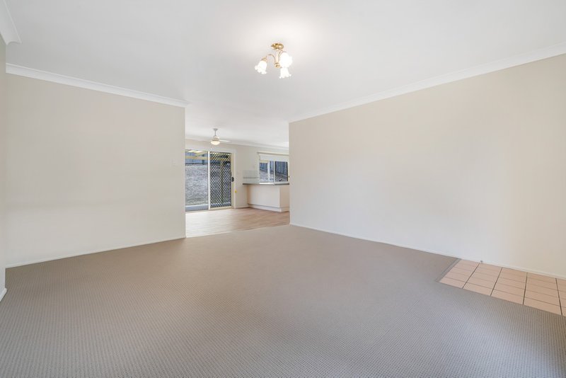 Photo - 61 Tallagandra Road, Beenleigh QLD 4207 - Image 3