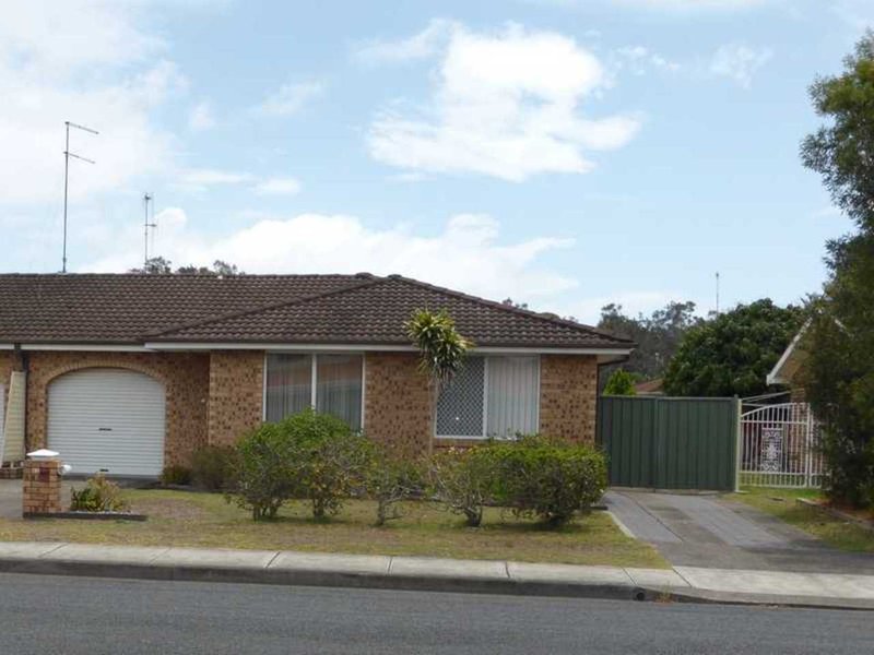 Photo - 61 Taree Street, Tuncurry NSW 2428 - Image 9