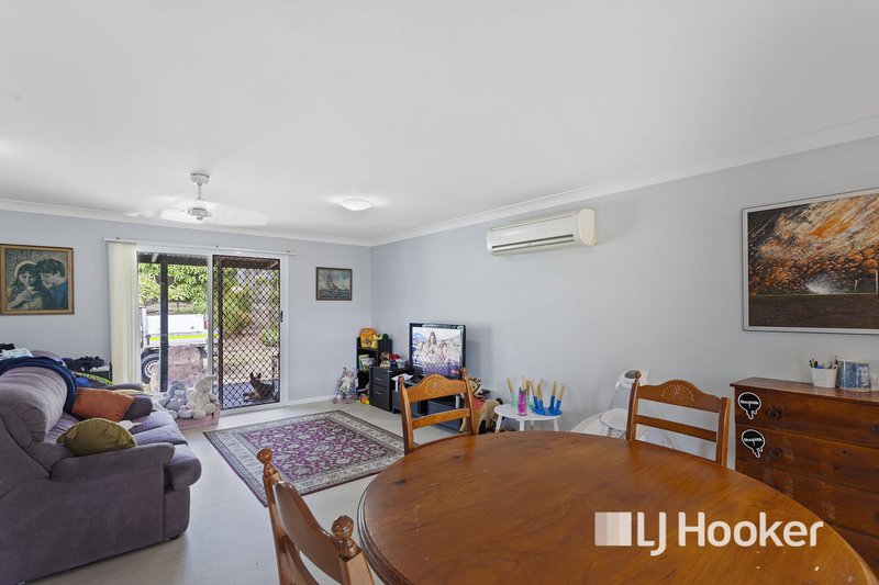 Photo - 61 Thallon Road, Kensington Grove QLD 4341 - Image 6