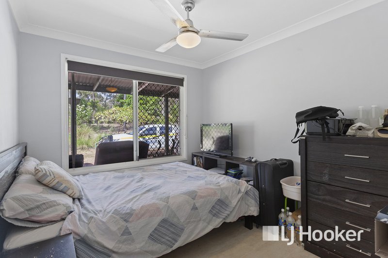 Photo - 61 Thallon Road, Kensington Grove QLD 4341 - Image 11