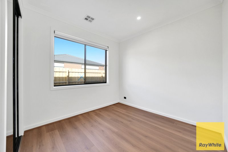 Photo - 61 Truncata Drive, Tarneit VIC 3029 - Image 16