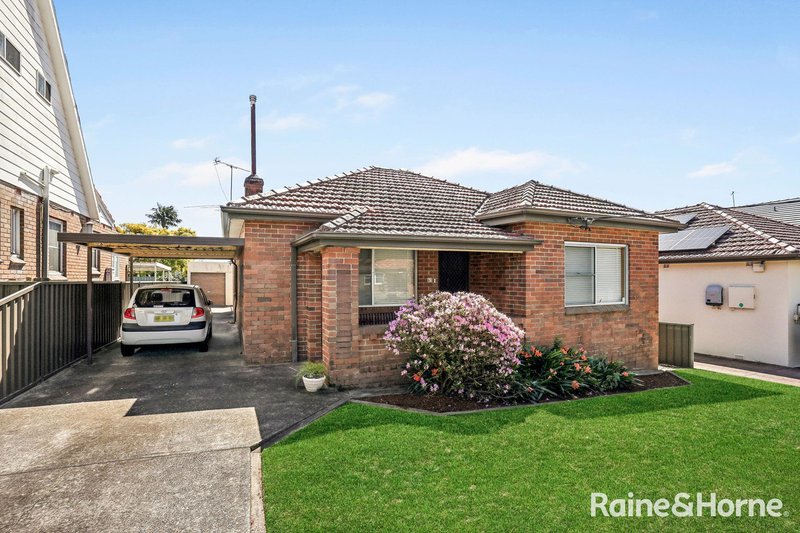 61 Turton Avenue, Clemton Park NSW 2206