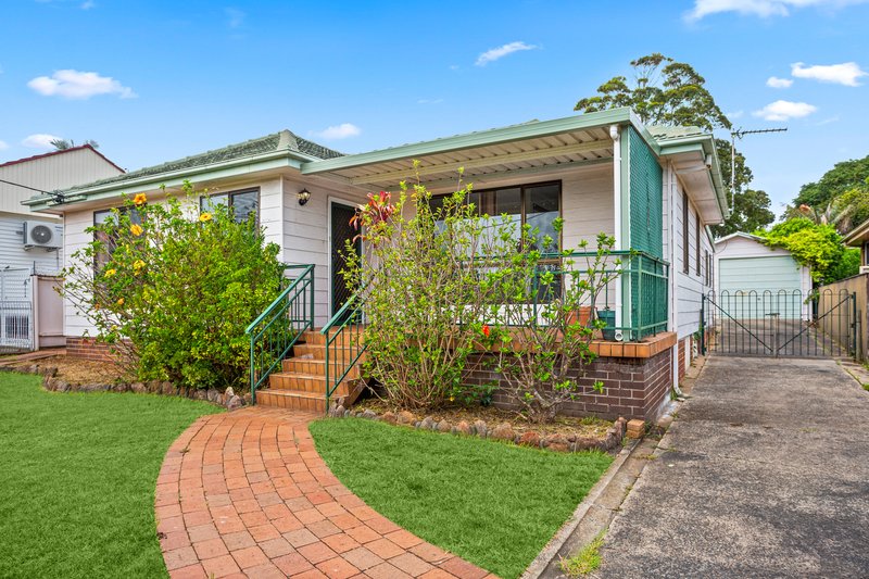 61 Ulster Avenue, Warilla NSW 2528