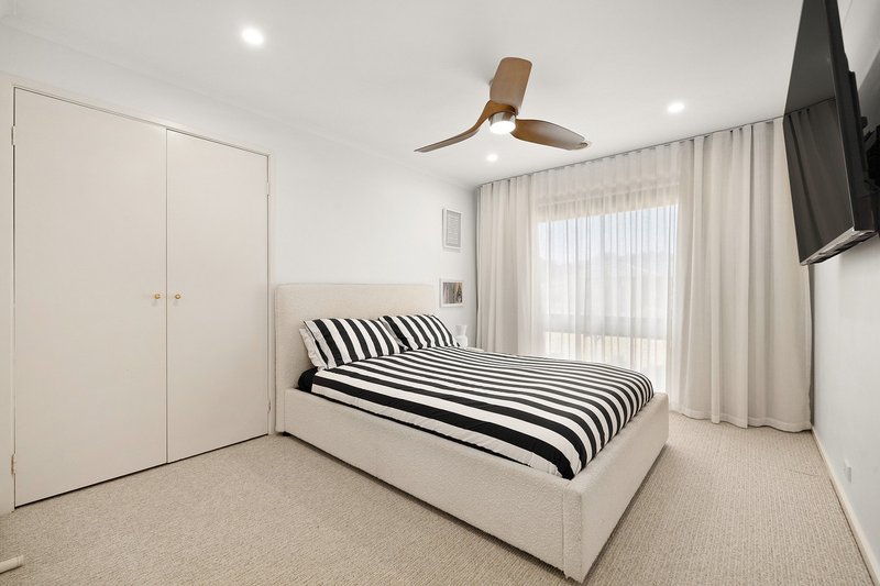 Photo - 61 Wheatley Street, Gowrie ACT 2904 - Image 9