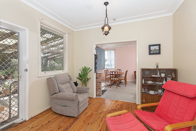 Photo - 61 William Street, Toronto NSW 2283 - Image 6