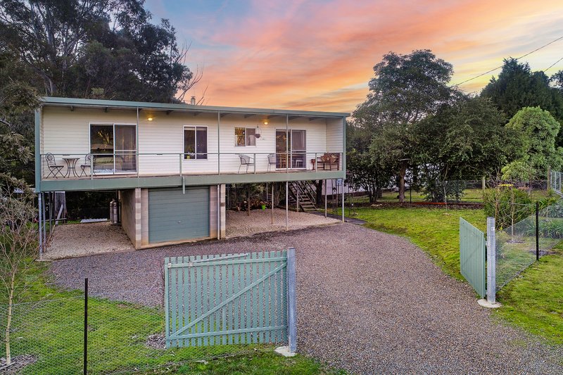 61 Willow Lake Drive, Macs Cove VIC 3723