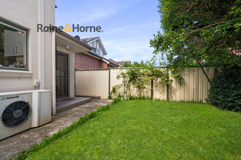 Photo - 61 Wrentmore Street, Fairfield NSW 2165 - Image 7