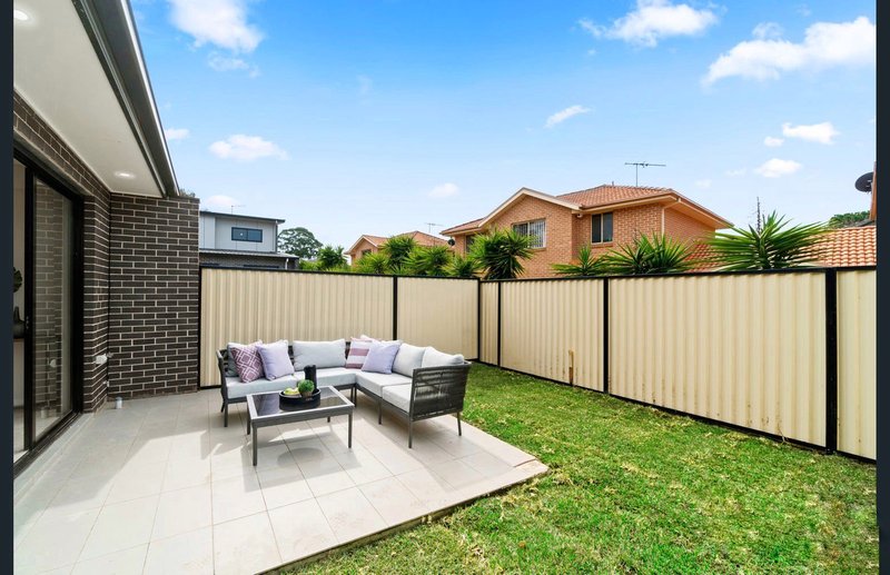 Photo - 6/10-12 Tobruk Avenue, Liverpool NSW 2170 - Image 8
