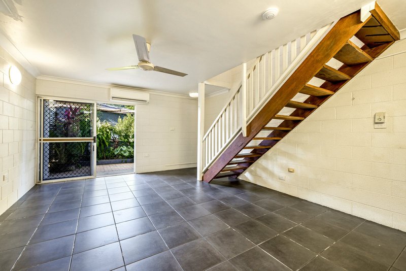 Photo - 6/10 Crathern Close, Edge Hill QLD 4870 - Image 4