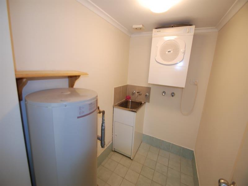Photo - 6/10 Jubilee Avenue, Carlton NSW 2218 - Image 11