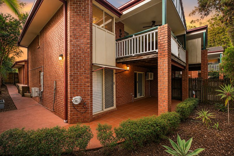 Photo - 6/10 Mawson Place, Forest Lake QLD 4078 - Image 17