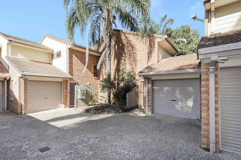 Photo - 6/10 Mungar Street, Maroochydore QLD 4558 - Image 2