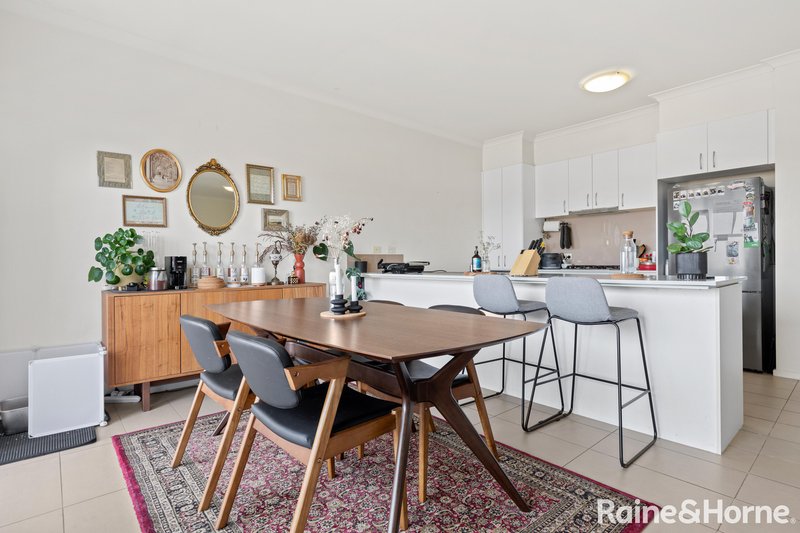 Photo - 6/10 Murchison Drive, Roxburgh Park VIC 3064 - Image 6