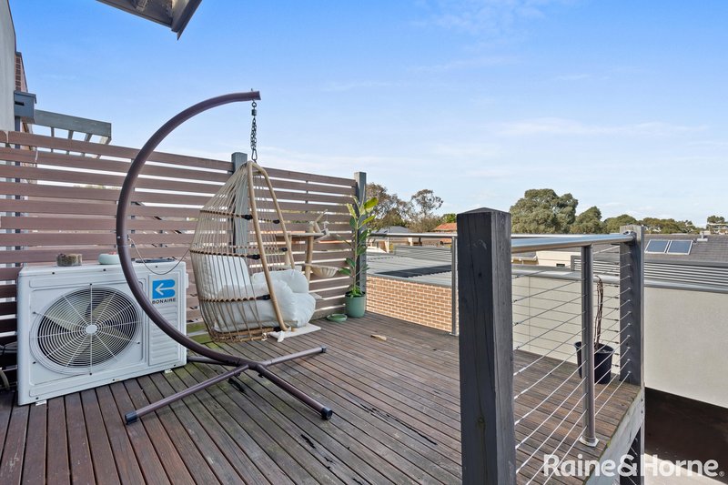 Photo - 6/10 Murchison Drive, Roxburgh Park VIC 3064 - Image 12