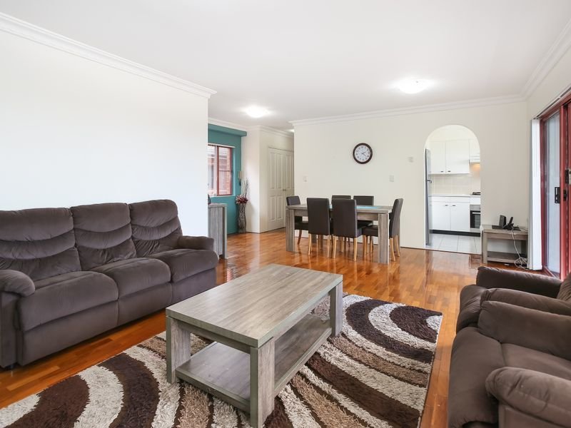 Photo - 6/100 Northumberland Road, Auburn NSW 2144 - Image 3