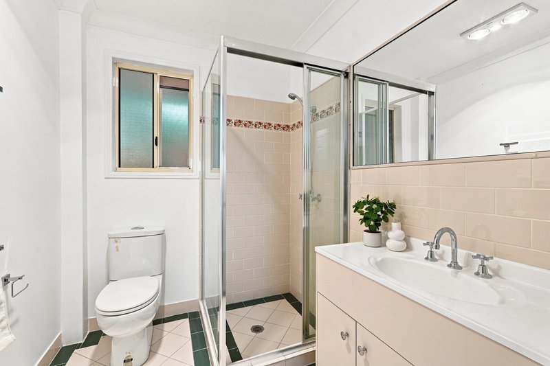 Photo - 6/101-103 Whiting Street, Labrador QLD 4215 - Image 17