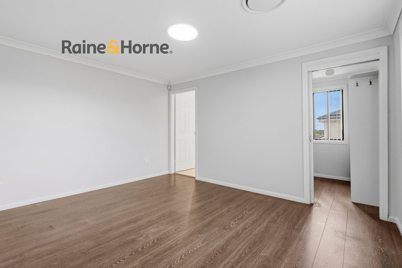 Photo - 6/102 Flowerdale Road, Liverpool NSW 2170 - Image 5