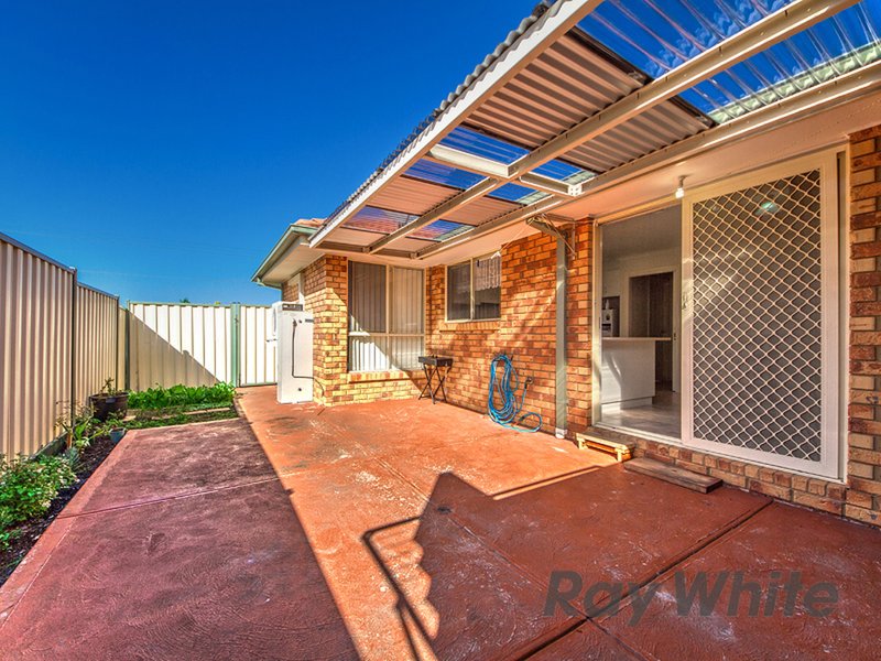 Photo - 6/102 Fox Street, St Albans VIC 3021 - Image 6