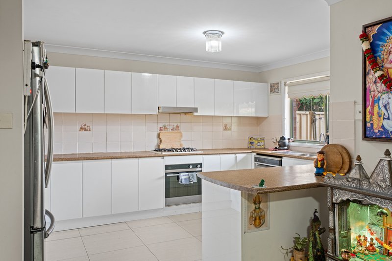 Photo - 6/103-111 The Lakes Drive, Glenmore Park NSW 2745 - Image 3
