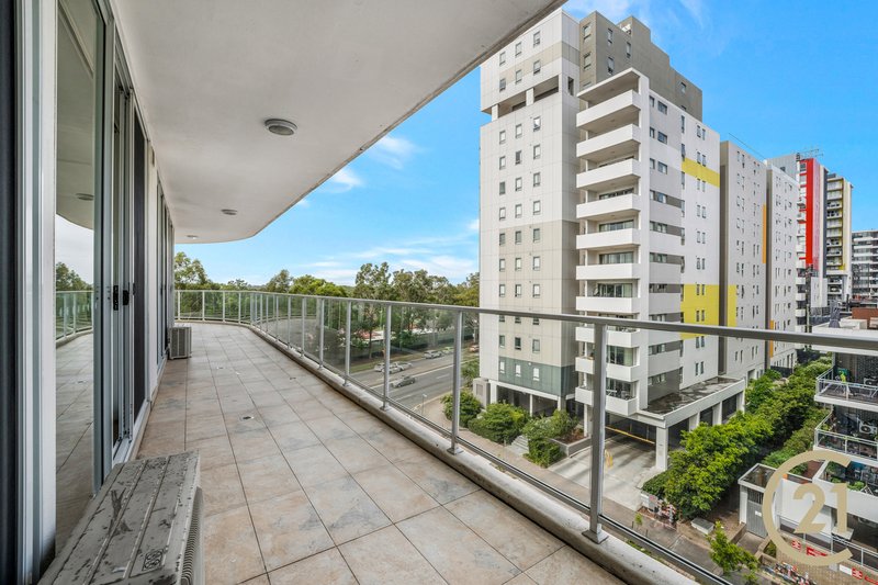 Photo - 610/3 George Street, Warwick Farm NSW 2170 - Image 15