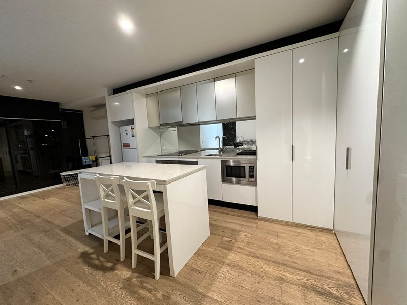 Photo - 610/33 Rose Lane, Melbourne VIC 3000 - Image 2