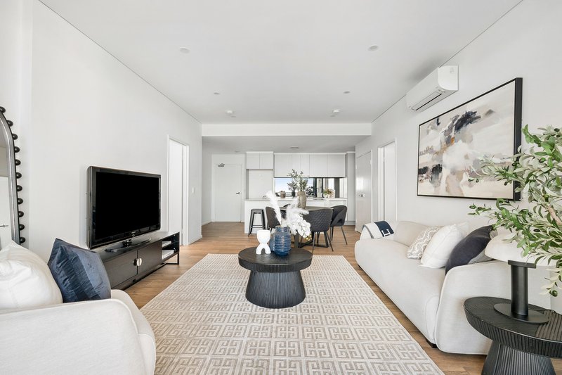 Photo - 610/4 Herman Crescent, Rouse Hill NSW 2155 - Image 4