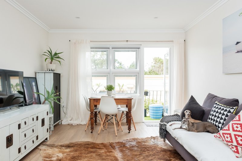 Photo - 6/104 Oaks Avenue, Dee Why NSW 2099 - Image 2