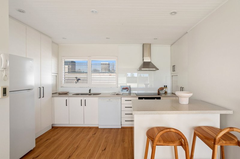 Photo - 6/104 Ocean Street, Narrabeen NSW 2101 - Image 3