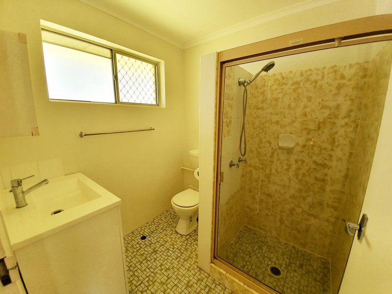 Photo - 6/104 Oxley Ave , Woody Point QLD 4019 - Image 6