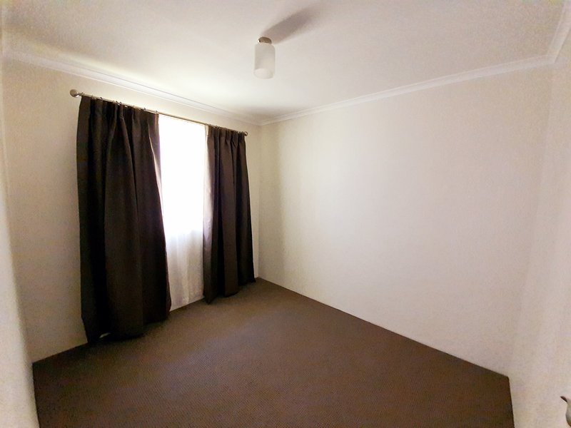 Photo - 6/104 Oxley Ave , Woody Point QLD 4019 - Image 7