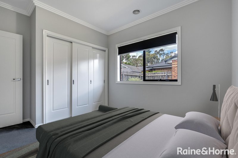 Photo - 6/104 Station Road, Gisborne VIC 3437 - Image 11