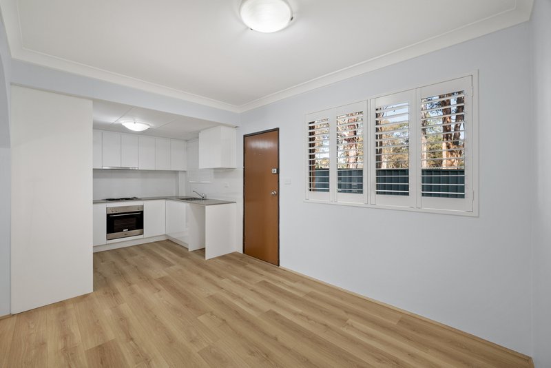 Photo - 6/105 Chester Road, Ingleburn NSW 2565 - Image 6