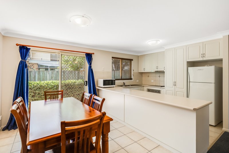 Photo - 6/105 South Street, Rangeville QLD 4350 - Image 3