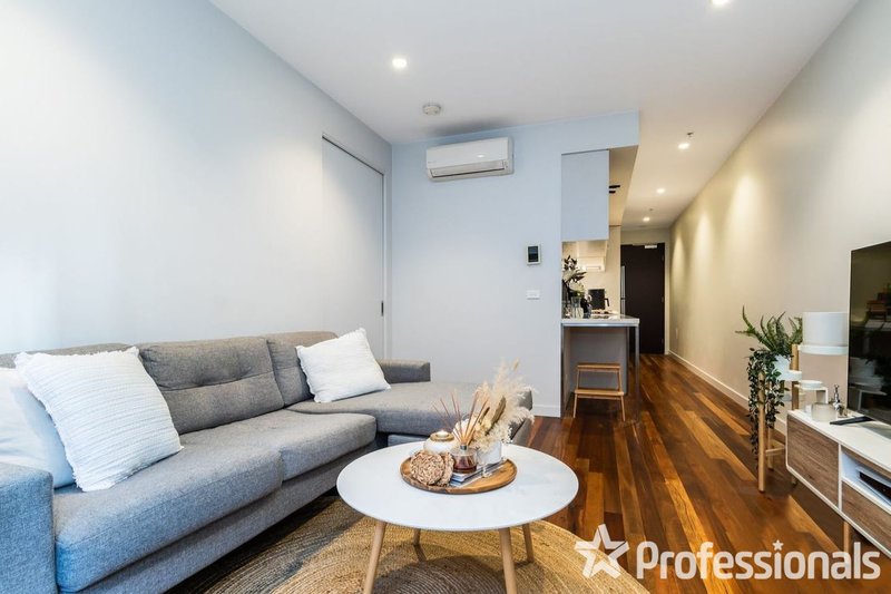 Photo - 610/59 Paisley Street, Footscray VIC 3011 - Image 2