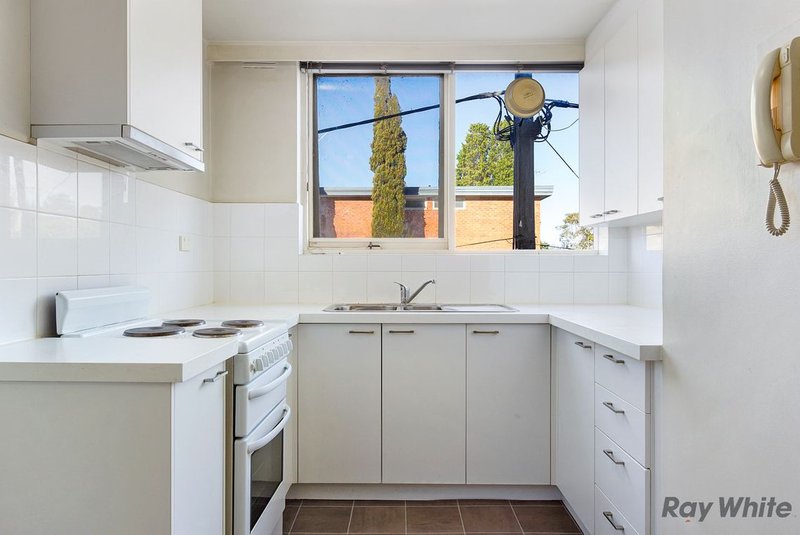 Photo - 6/1072 Whitehorse Road, Box Hill VIC 3128 - Image 2