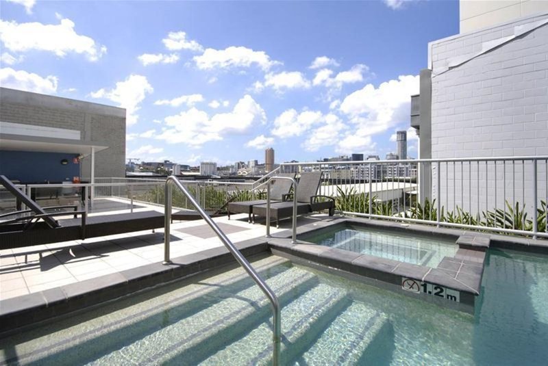 Photo - 610/8 Cordelia Street, South Brisbane QLD 4101 - Image 5