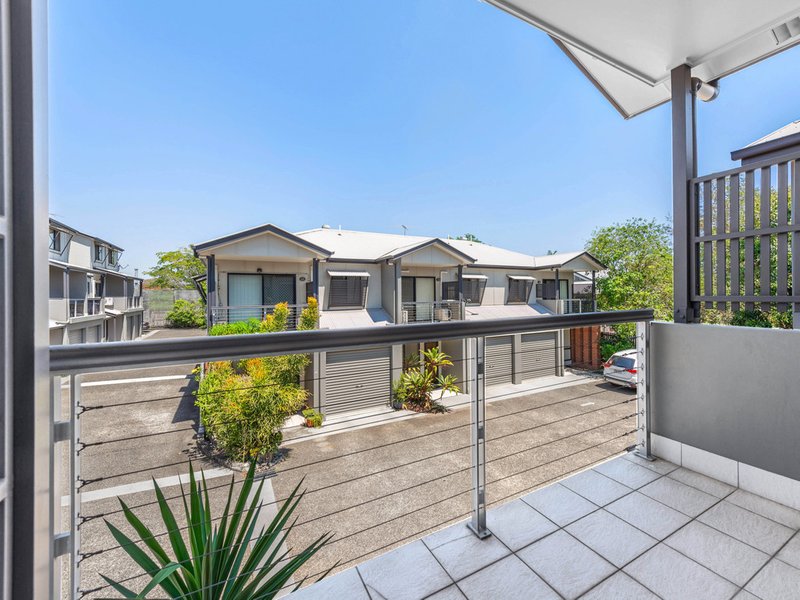 Photo - 6/11 Cardross Street, Yeronga QLD 4104 - Image 12