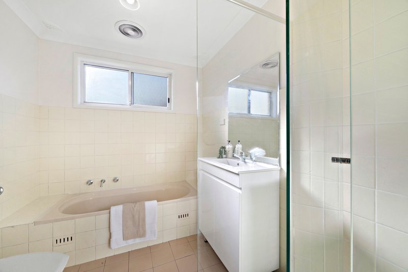 Photo - 6/11 Garland Avenue, Epping NSW 2121 - Image 6