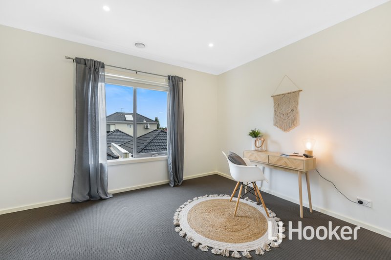 Photo - 6/11 Howqua Place, Pakenham VIC 3810 - Image 11