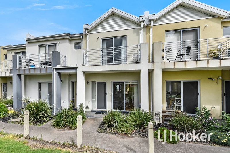 Photo - 6/11 Howqua Place, Pakenham VIC 3810 - Image 14