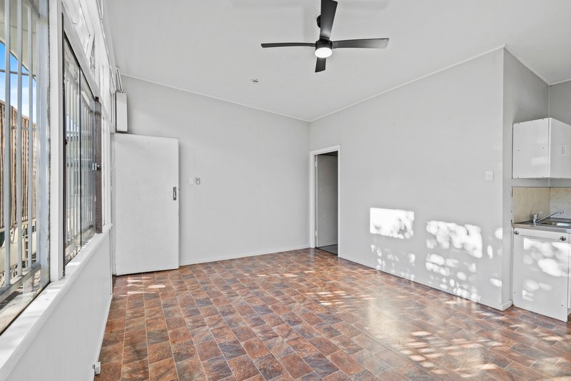 Photo - 6/11 Line Street, Woolloongabba QLD 4102 - Image 3