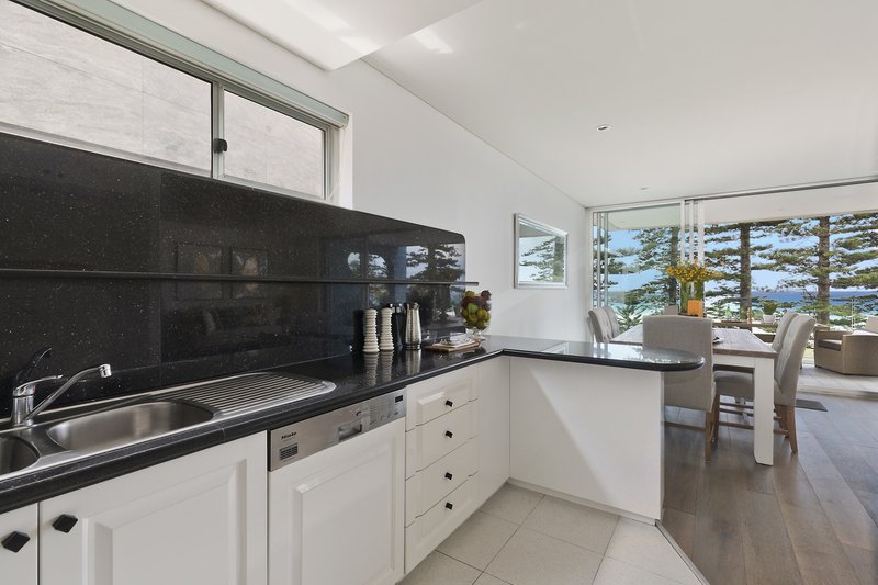 Photo - 6/110 North Steyne , Manly NSW 2095 - Image 8