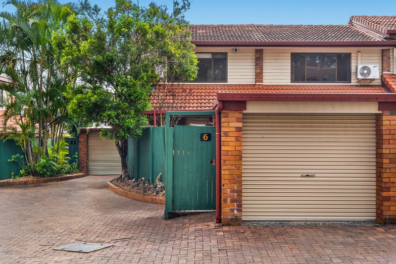 Photo - 6/111 Barbaralla Drive, Springwood QLD 4127 - Image 1