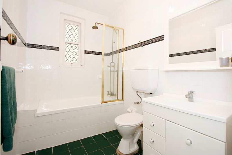 Photo - 6/111 Carabella Street, Kirribilli NSW 2061 - Image 5