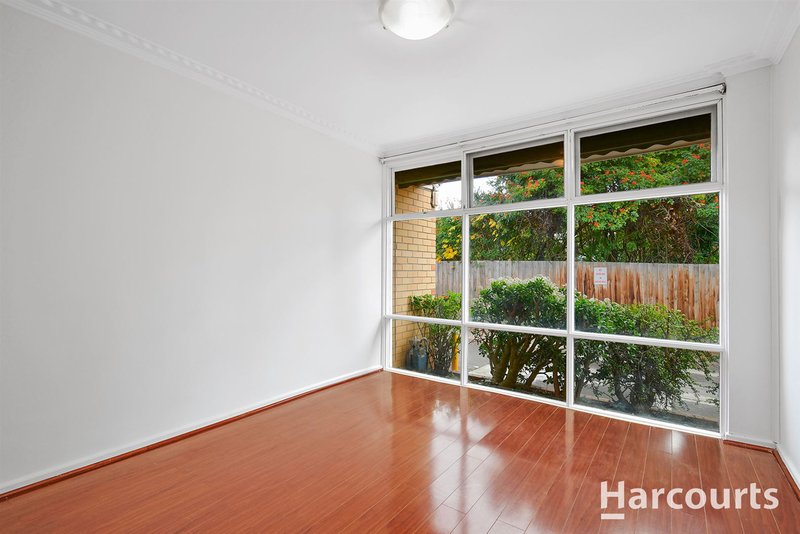 Photo - 6/111 Kenmare Street, Mont Albert North VIC 3129 - Image 9