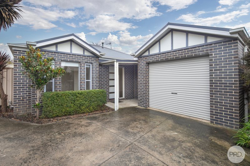 Photo - 6/111 Lexton Street, Lake Wendouree VIC 3350 - Image 1