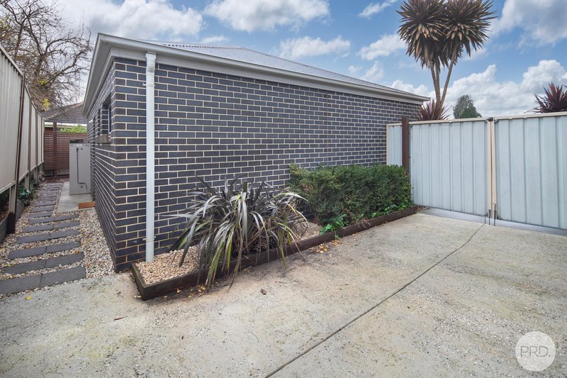 Photo - 6/111 Lexton Street, Lake Wendouree VIC 3350 - Image 9