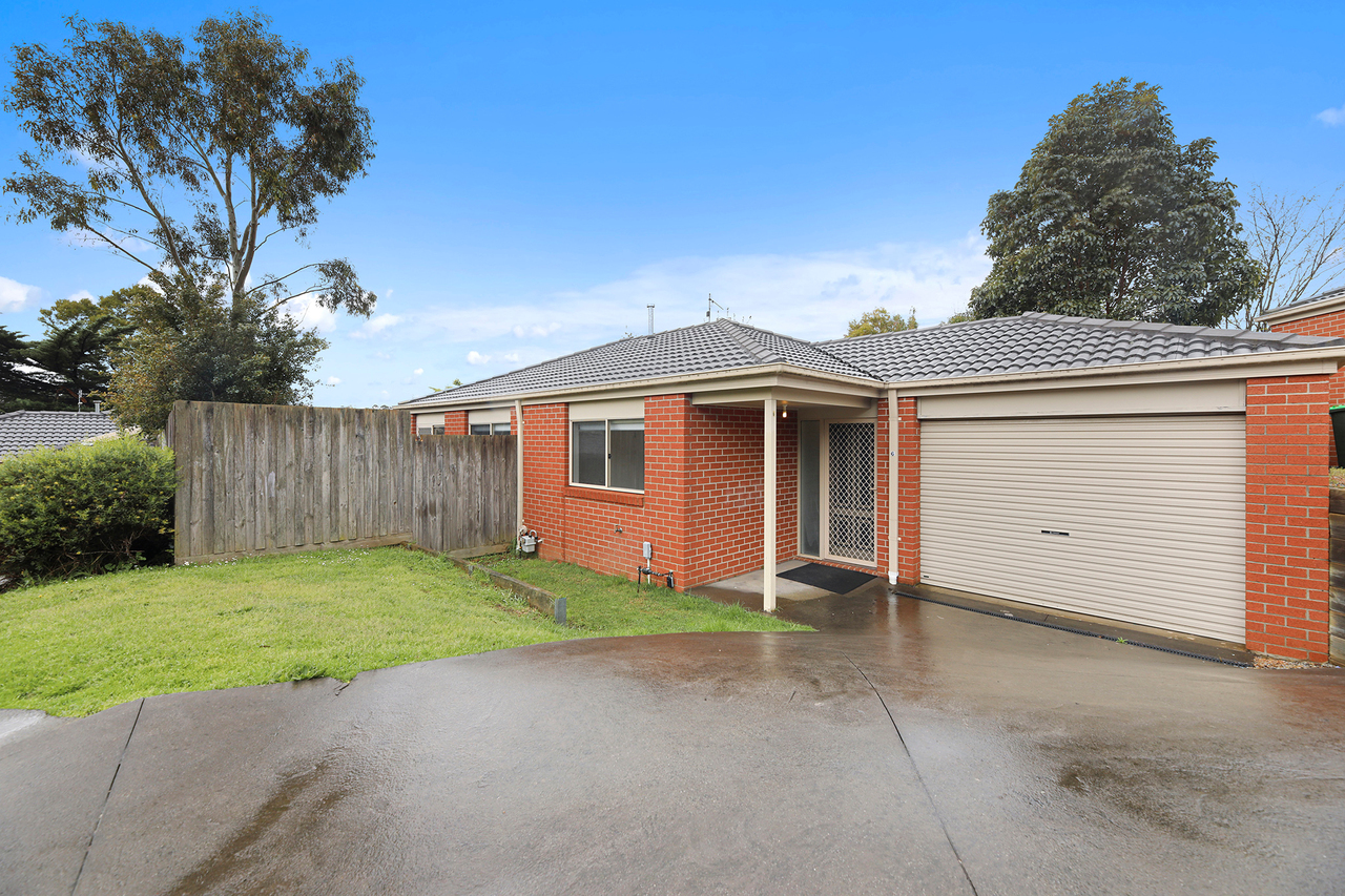6/112 Burke Street, Warragul, VIC 3820 - Image 1