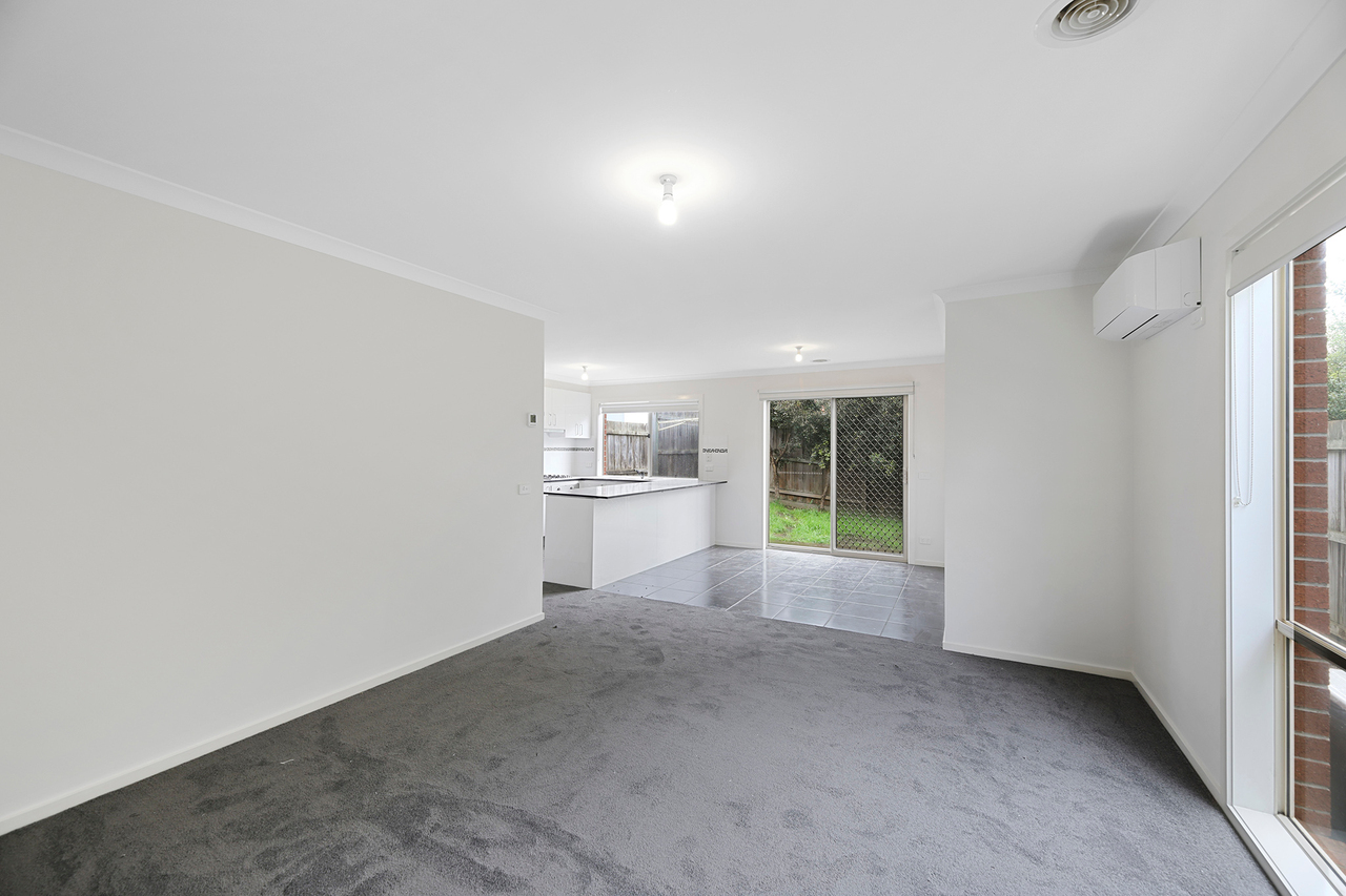 6/112 Burke Street, Warragul, VIC 3820 - Image 4